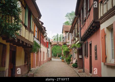 Foto der Altstadt von Kaysersberg. Foto am 5. Mai 2023. Stockfoto