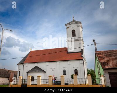 Bild der serbischen orthodoxen Kirche ilok, Srpska pravoslavna crkva Svetog arhangela Mihaila. Die Kirche des Heiligen Erzengels Michael in Ilok ist eine Stockfoto