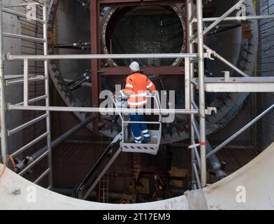 Die Montage Und Montage Von Industrieanlagen Durch Stahlbauarbeiter Montage Und Montage In Stahlbau Credit: Imago/Alamy Live News Stockfoto