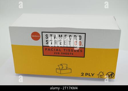 Sainsbury's Supermarkt hat seine wertvollen Marken, einschließlich Tisues, auf ein neues Label verlagert - Stamford Street Co. Stockfoto