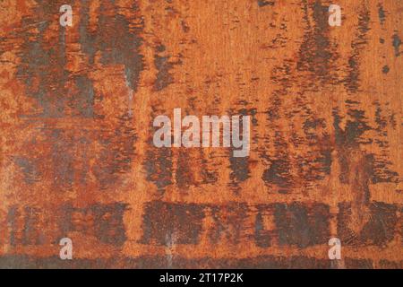 Rostige orangene Wand am Gebäude Stockfoto