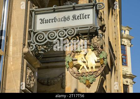 Aushängeschild, Auerbachs Keller, Mädlerpassage, Leipzig, Sachsen, Deutschland Stockfoto