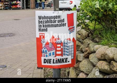 Wahlplakat die Linke, Wohnraum, Wohnungen, bezahlbar, kommunal, Hörnum, Sylt, Schleswig-Holstein, Deutschland Stockfoto