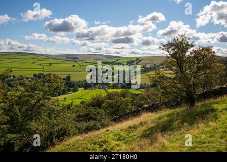 Das Dorf Rainow in den Hügeln bei Macclesfield, Cheshire, England. Ein sonniger Tag im Spätsommer an der Grenze zum Peak District. Stockfoto