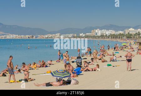 Sandstrand, Touristen, S’Arenal, Mallorca, Spanien Stockfoto