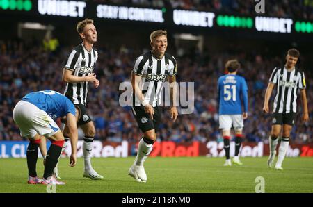 TOR 2:1, Harrison Ashby von Newcastle United Torfeier. - Rangers/Newcastle United, Pre-Season Friendly, Ibrox Stadium, Glasgow, Schottland, UK - 18. Juli 2023. Nur redaktionelle Verwendung – es gelten Einschränkungen für DataCo. Stockfoto