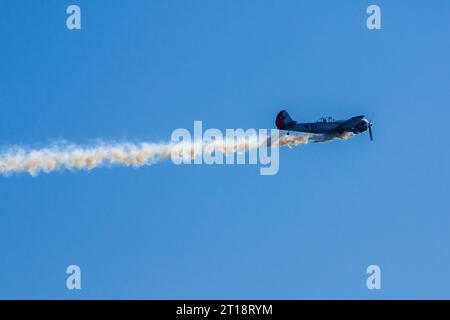 Yakovlev 50 Kunstflugschau beim Bournemouth Air Festival 2023. Stockfoto