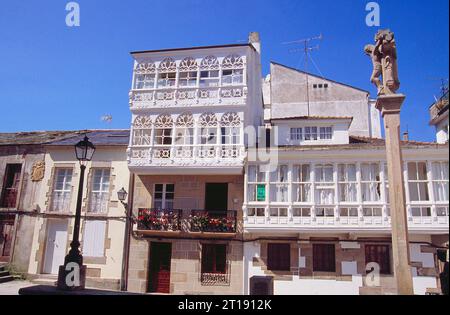 Fassaden von Häusern. Viveiro, Provinz Lugo, Galicien, Spanien. Stockfoto