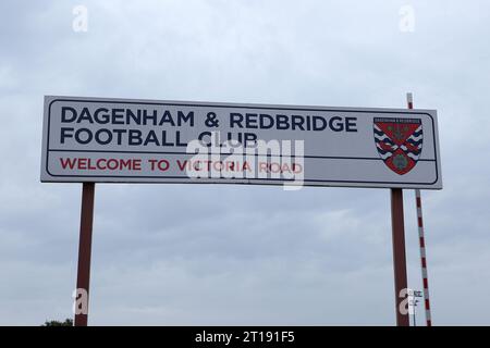 Dagenham, Großbritannien. Oktober 2023. Action vom FA Womens Continental League Cup Spiel zwischen West Ham United und Charlton Athletic im Chigwell Construction Stadium in Dagenham, England. (James Whitehead/SPP) Credit: SPP Sport Press Photo. /Alamy Live News Stockfoto