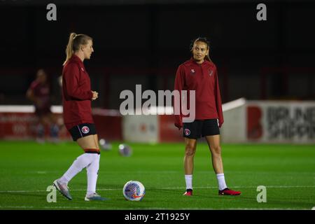 Dagenham, Großbritannien. Oktober 2023. Action vom FA Womens Continental League Cup Spiel zwischen West Ham United und Charlton Athletic im Chigwell Construction Stadium in Dagenham, England. (James Whitehead/SPP) Credit: SPP Sport Press Photo. /Alamy Live News Stockfoto