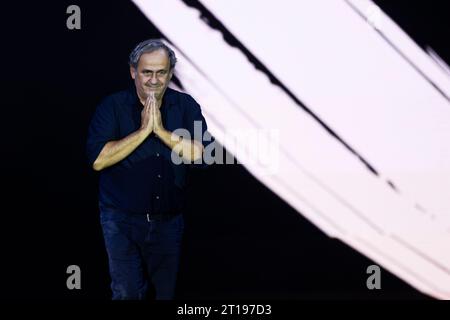 Michel Platini während der „Together, A Black & White Show“, einer Veranstaltung, die vom FC Juventus im Rahmen der Feierlichkeiten zum 100-jährigen Bestehen der Familie Agnelli als Präsident des Vereins organisiert wurde. Stockfoto