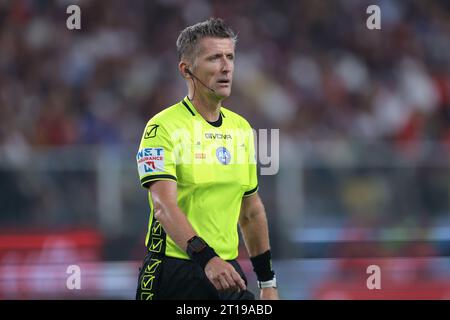 Genua, Italien, 28. September 2023. Der Schiedsrichter Daniele Orsato sieht sich während des Spiels der Serie A bei Luigi Ferraris in Genua an. Der Bildnachweis sollte lauten: Jonathan Moscrop / Sportimage Stockfoto