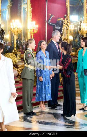 Madrid, Madrid, Spanien. Oktober 2023. König Felipe VI. Von Spanien, Königin Letizia von Spanien, Kronprinzessin Leonor, Raquel Sanchez, Ione Belarra nimmt am 12. Oktober 2023 an einem Empfang zum Nationalfeiertag im Royals Palace in Madrid, Spanien Teil (Foto: © Jack Abuin/ZUMA Press Wire) NUR ZUR REDAKTIONELLEN VERWENDUNG! Nicht für kommerzielle ZWECKE! Stockfoto