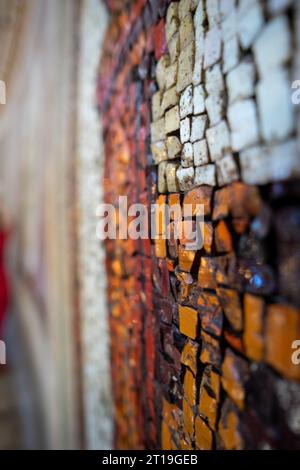 Detail im Wandmosaik unter der Kuppel in St. Petersdom in Rom. Stockfoto