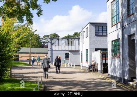 Bletchley Park Block A The Intelligence Factory eine Ausstellung, die die Arbeit von Bletchley Park Milton Keynes Buckinghamshire England UK GB Europe erklärt Stockfoto