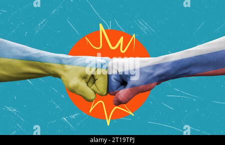 Eine zeitgenössische künstlerische Collage mit den Fäusten Russlands und der Ukraine auf blauem Hintergrund. Das Konzept von Konflikt und Widerstand. Stockfoto