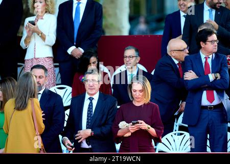 Madrid. Spanien. 20231012, Pepa Millan, Santiago Abascal, Lidia Bedman nimmt am 12. Oktober 2023 am Nationalfeiertag Teil Stockfoto