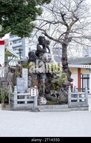 Löwenberg (Löwendenkmal), Kanda-Schrein, ein schintoistischer Schrein in Chiyoda, Tokio, Japan. Stockfoto