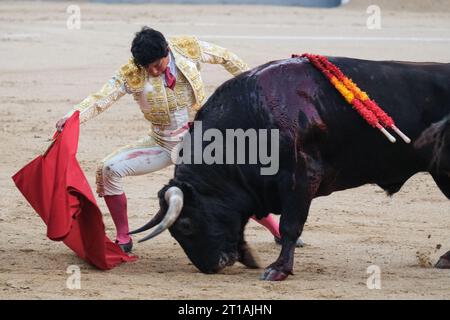 Der Stierkämpfer Isaac Fonseca während des Stierkampfes der Feria de otono auf der Plaza de las Ventas de Madrid, 12. Oktober 2023 Spanien Stockfoto