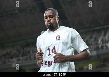 Athen, Griechenland. Oktober 2023. 14 Serge Ibaka vom FC Bayern München während der Euroleague, Runde 2, Spiel zwischen Panathinaikos Athen und FC Bayern München am 12. Oktober 2023 in Oaka Altion in Athen, Griechenland. Quelle: Unabhängige Fotoagentur/Alamy Live News Stockfoto