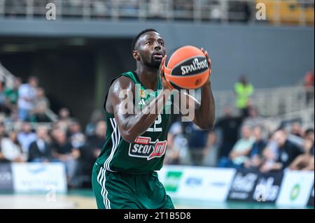 Athen, Griechenland. Oktober 2023. 22 Jerian Grant von Panathinaikos Athen während der Euroleague, Runde 2, Spiel zwischen Panathinaikos Athen und FC Bayern München am 12. Oktober 2023 in Oaka Altion in Athen, Griechenland. Quelle: Unabhängige Fotoagentur/Alamy Live News Stockfoto