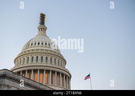 Washington, Usa. Oktober 2023. Das US-Kapitol am Donnerstag, 12. Oktober 2023. Foto: Annabelle Gordon/CNP/ABACAPRESS.COM Credit: Abaca Press/Alamy Live News Stockfoto