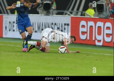 Kevin Grosskreutz Aktion gegen Erik Lamela Fussball Laenderspiel Deutschland - Argentinien in Düsseldorf, Deutschland am 03.09.2014 Fussball Laenderspiel Deutschland - Argentinien 2:4 in Düsseldorf, Deutschland am 03.09.2014 Stockfoto