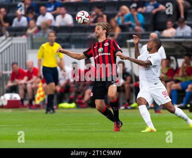 Martin Lanig (13) Aktion Freundschaftsspiel Eintracht Frankfurt - Inter Mailand 3:1 in Frankfurt, Deutschland am 10.08.2014 Stockfoto