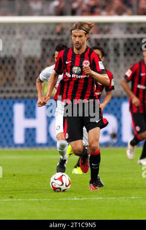 Martin Lanig (13) Aktion Freundschaftsspiel Eintracht Frankfurt - Inter Mailand 3:1 in Frankfurt, Deutschland am 10.08.2014 Stockfoto