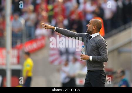 Josep PEP Guardiola Trainer (FC Bayern München) 1.FC Köln - FC Bayern München 0:2 Fussball Bundesliga Saison 2014/2015 in Köln, Deutschland am 27.09.2014 Stockfoto