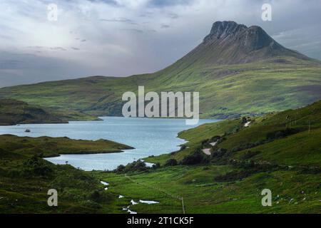STAC Pollaidh ist ein markanter Berg in der Region Assynt in Sutherland, Schottland. Stockfoto