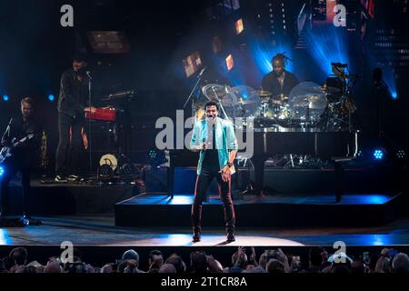 Der globale Superstar Lionel Ritchie kehrte triumphierend zurück, um die Eden Sessions zu starten. Eine spektakuläre Vorstellung machte dies zu einer der besten Perfo Stockfoto