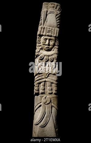 Huastec-Statue, die den Gott Quetzalcoatl-Eha-Nationalmuseum für Anthropologie darstellt, Mexiko-Stadt. Stockfoto