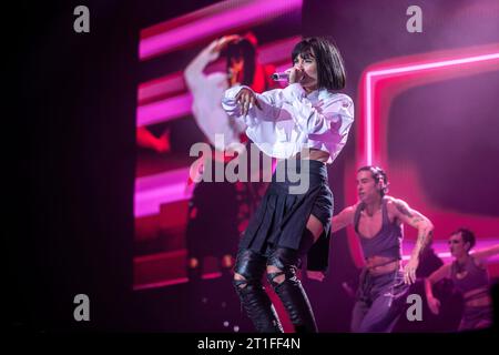 Aitana tritt am 12. Oktober 2023 im Palau Sant Jordi in Barcelona auf. Fotograf: Ale Espaliat Stockfoto