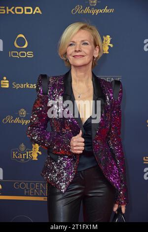 Andrea Kathrin Loewig bei der VERLEIHUNG DER GOLDENEN HENNE 2023 in der Medienstadt Leipzig am 13.10.2023 - Roter Teppich *** Andrea Kathrin Loewig bei der VERLEIHUNG DER GOLDENEN HENNE 2023 in der Medienstadt Leipzig am 13 10 2023 Roter Teppich Stockfoto