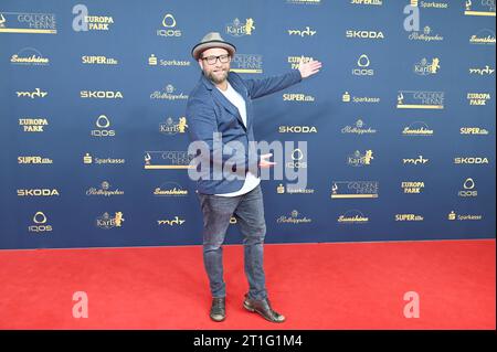 Leipzig - Zahlreiche Stars besuchen die 29. Goldene Henne 2023 13.10.2023 ab 18 Uhr Leipzig, Media City Fotograf: EHL Media/Erik-Holm Langhof im Bild: Gregor Meyle am Freitagabend findet die Verleihung Goldene Henne 2023, gemeinsam veranstaltet von Superillu und MDR-Fernsehen, wieder in Leipzig statt. Deutschlands größter Publikumspreis wird bereits zum 29. Vergeben mal. Dazu eingeladen sind zahlreiche regionale, nationale und internationale Stars. Die Preisverleihung findet in den Studios der Media City beim MDR statt. Leipzig Sachsen Deutschland *** Leipzig zahlreiche Stars besuchen die 29 Golde Stockfoto