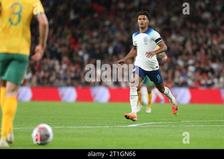 London, Großbritannien. Oktober 2023. Ollie Watkins von England während des Freundschaftsspiels zwischen England und Australien im Wembley Community Stadium, London, England am 13. Oktober 2023. Foto von Joshua Smith. Nur redaktionelle Verwendung, Lizenz für kommerzielle Nutzung erforderlich. Keine Verwendung bei Wetten, Spielen oder Publikationen eines einzelnen Clubs/einer Liga/eines Spielers. Quelle: UK Sports Pics Ltd/Alamy Live News Stockfoto