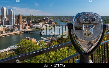 tower Viewer auf der Grandview Avenue mit Blick auf die Innenstadt von Pittsburgh, Pennsylvania, USA Stockfoto