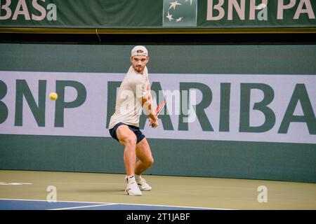 Stockholm, Kungliga tennishallen, Tomáš Macháč gegen Duje Ajduković. Tomáš Macháč gewinnt in zwei Sätzen. Tomáš Macháč Stockfoto