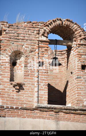 Tumacacori, AZ. USA. 10/9/2023. Die Mission San Cayetano del Tumacácori wurde 1691 von den Jesuiten in der Nähe einer Siedlung von Sobaipuri gegründet Stockfoto