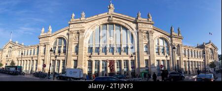 Paris Gare du Nord - im Französischen Eisenbahnnetz verkehren Züge der SNCF als staatliche Eisenbahngesellschaft Frankreichs mit Sitz in Saint-Denis und Thalys-Züge einer belgischen Genossenschaft. Paris, 14.10.2023 *** Paris Gare du Nord das französische Eisenbahnnetz wird von SNCF Trains als französische Staatsbahn mit Sitz in Saint Denis und Thalys Trains einer belgischen Genossenschaft Paris, 14 10 2023 Foto:XR.xSchmiegeltx/xFuturexImagex sncf 3001 Credit: Imago/Alamy Live News bedient Stockfoto