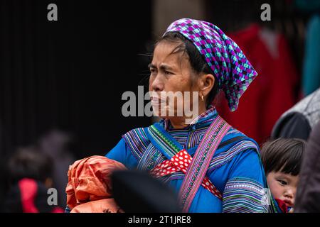 Leute vom Bac Ha Markt in Nordvietnam Stockfoto