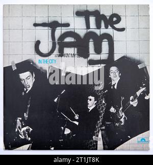Cover der Sieben-Inch-Single-Version von in the City, der Debütsingle von The Jam, die 1977 veröffentlicht wurde Stockfoto