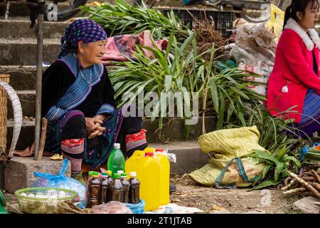 Leute vom Bac Ha Markt in Nordvietnam Stockfoto