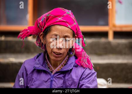 Leute vom Bac Ha Markt in Nordvietnam Stockfoto