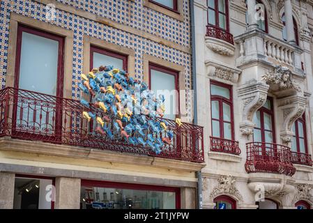 Fassade des Stadtmuseums auf dem Arcades Square, Altstadt von Aveiro in Portugal Stockfoto