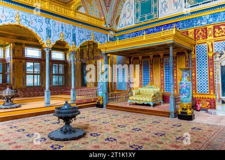 Istanbul, Türkei, 17. Oktober 2022: Der Harem der Sultane im Topkapi-Palast. In Istanbul, Türkei. Harem (Thronsaal / Kaisersaal) ist ein Impor Stockfoto