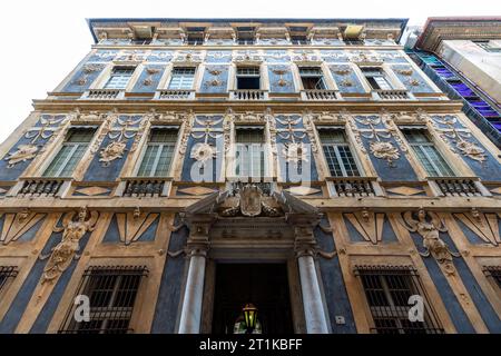 Palazzo Nicolosio Lomellino. Wurde zwischen 1563 und 1569 von Nicolosio Lomellino in der Via Garibaldi 7, Genua, Ligurien, Italien gebaut. Der reiche Stuck Decoratio Stockfoto