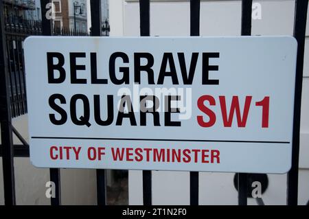 Straßenschild für Belgravia Square, Belgravia, London, Großbritannien Stockfoto