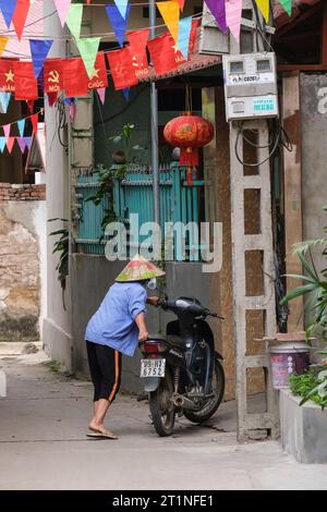 Long Khe, Provinz Bac Ninh, Vietnam. Straßenszene. Stockfoto